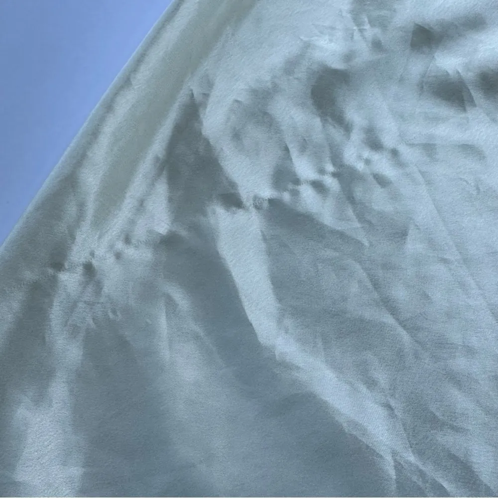 California Dynasty Off White Nightgown Gown Lace and Beaded trim Medium - Image 13