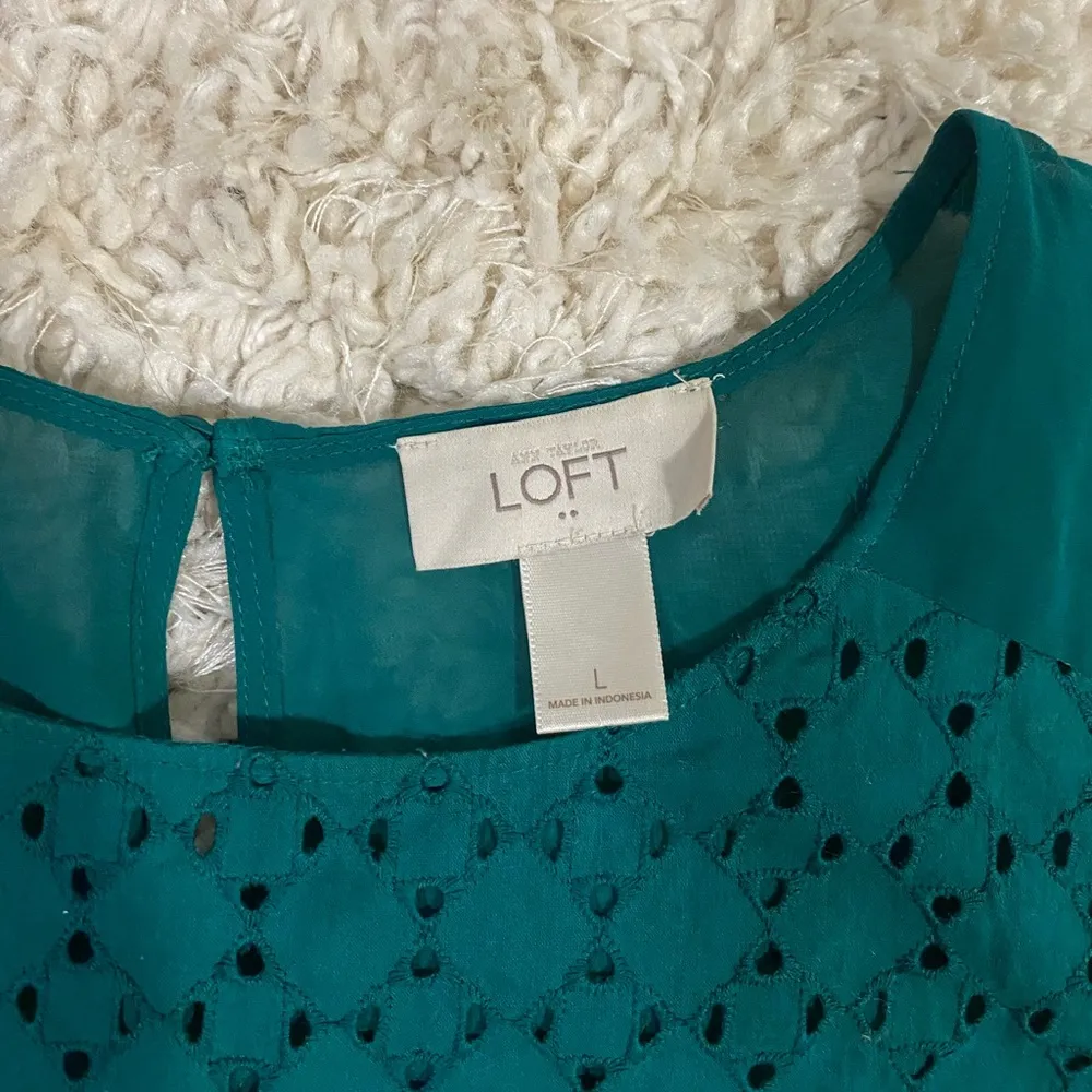 Loft Eyelet Sleeveless Blouse - Image 6