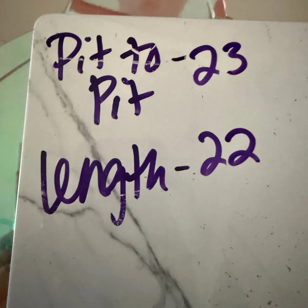 Old Navy Women’s Large Palm Tree Patterned Crop Top - Image 5