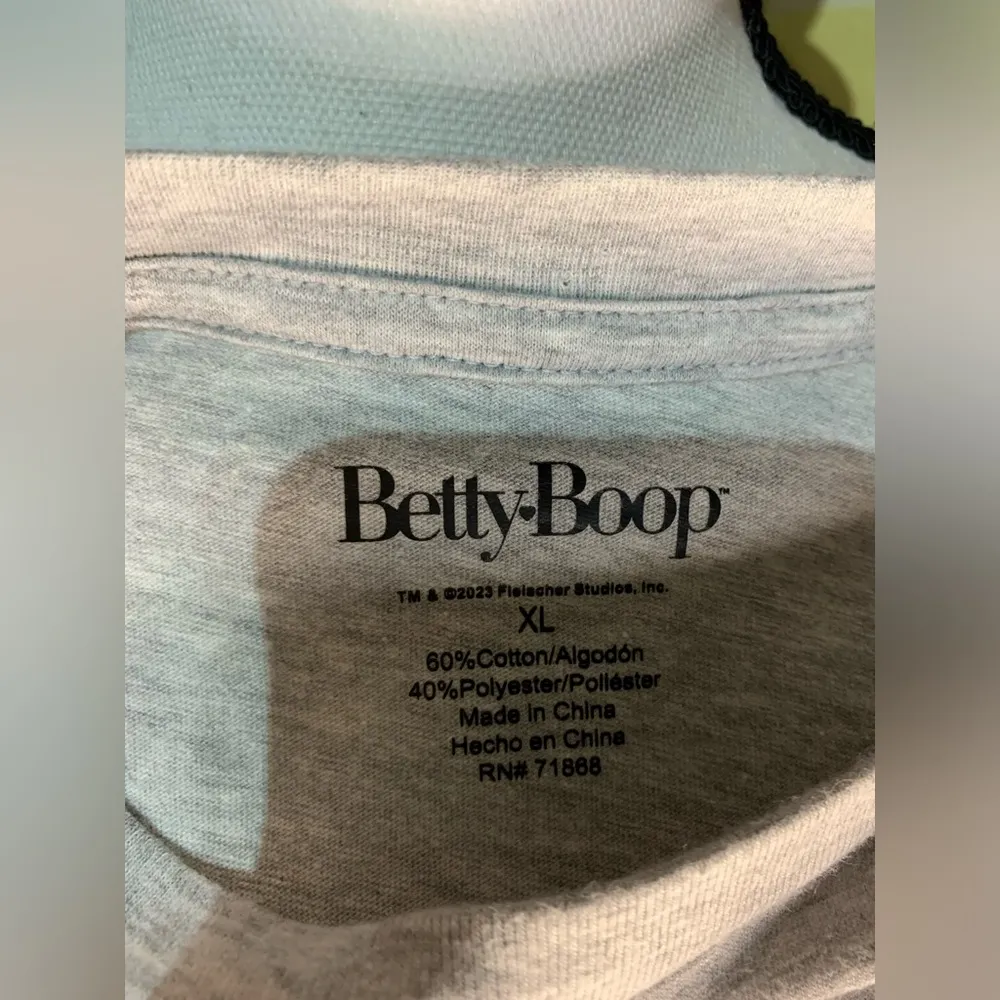Betty Boop Heather Gray Tee Shirt - Image 7
