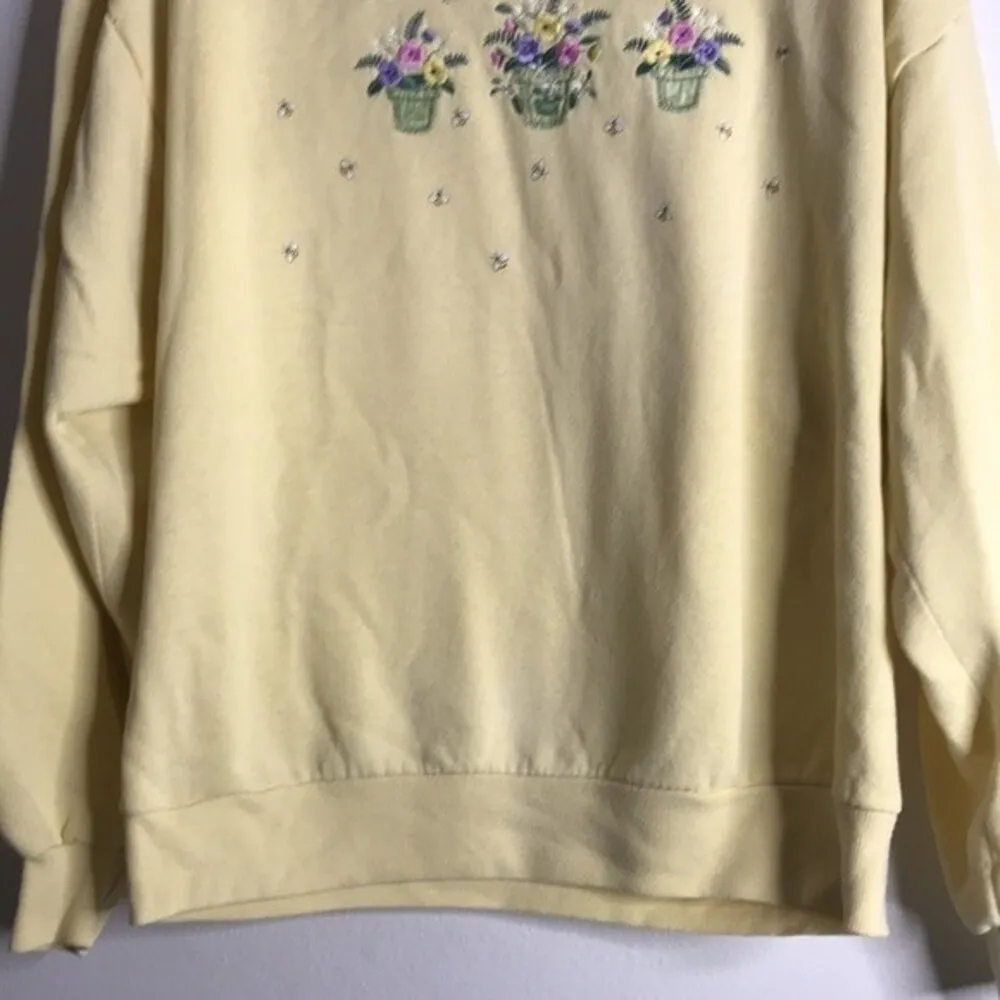 Vtg top stitch yellow sweater embroidere flowers size large made in USA cute 90s - Image 3