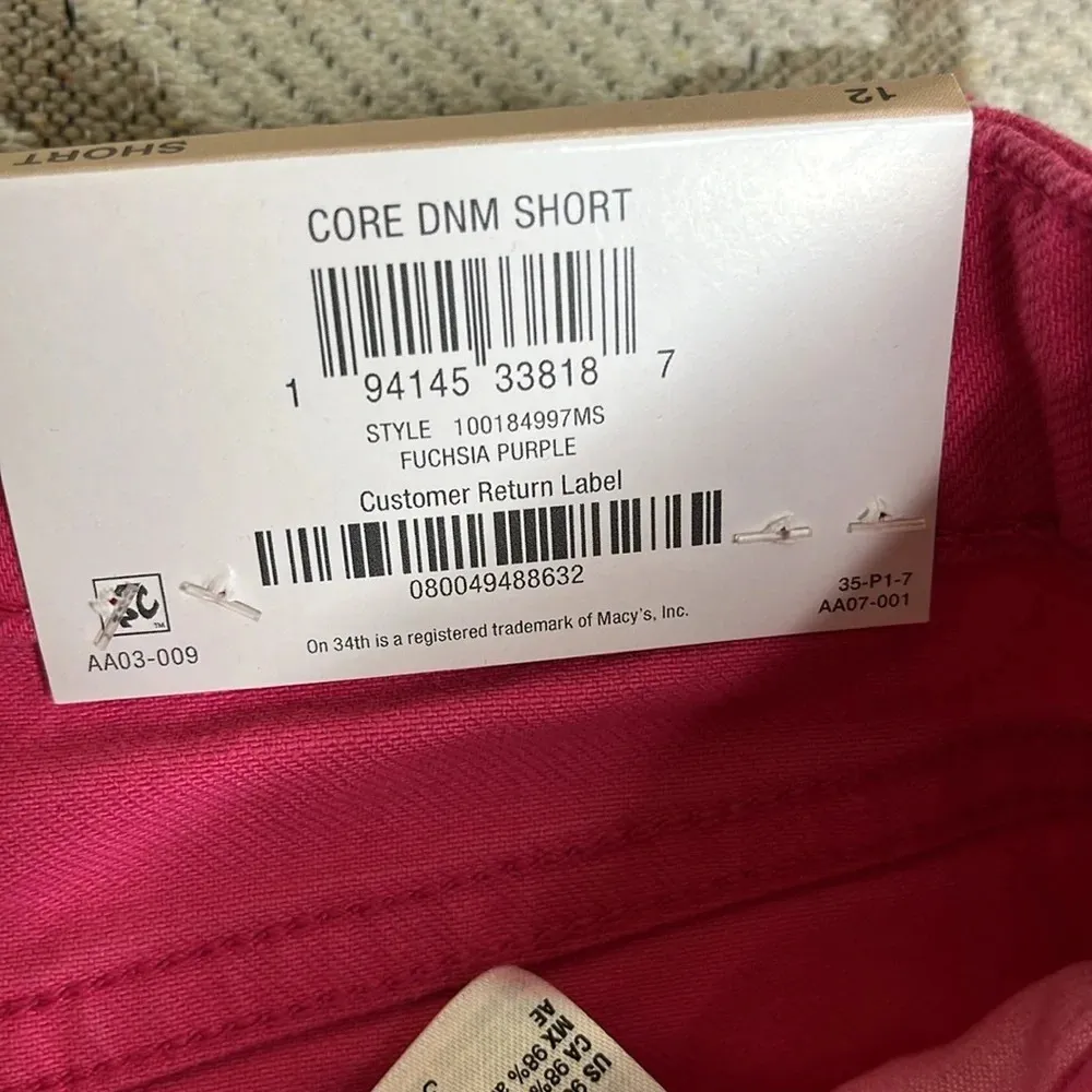 On 34th high rise pink 5.5” inseam High - Image 6