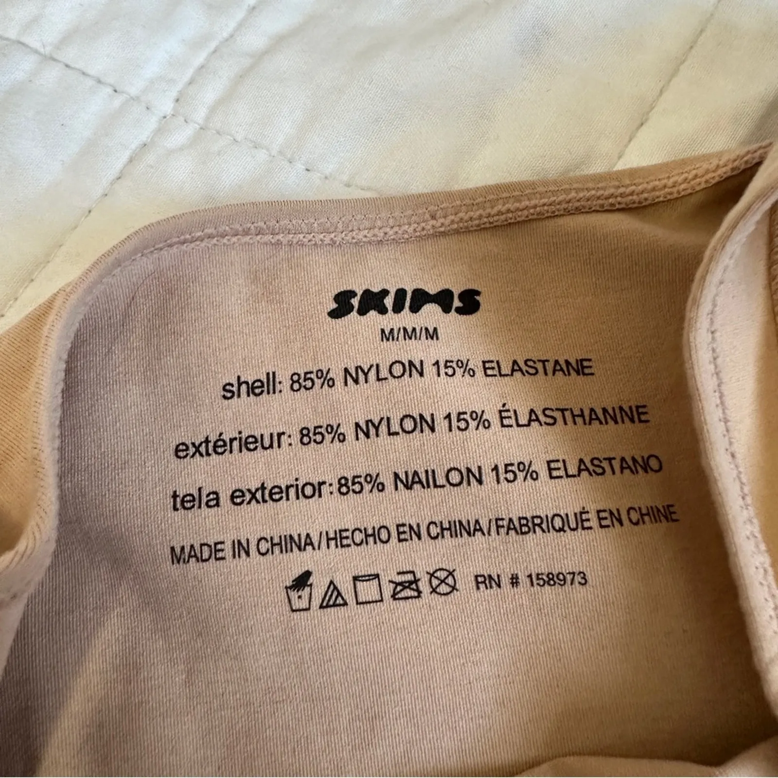 SKIMS Soft Smoothing Seamless Thong Bodysuit NEW NWT Clay - Image 4