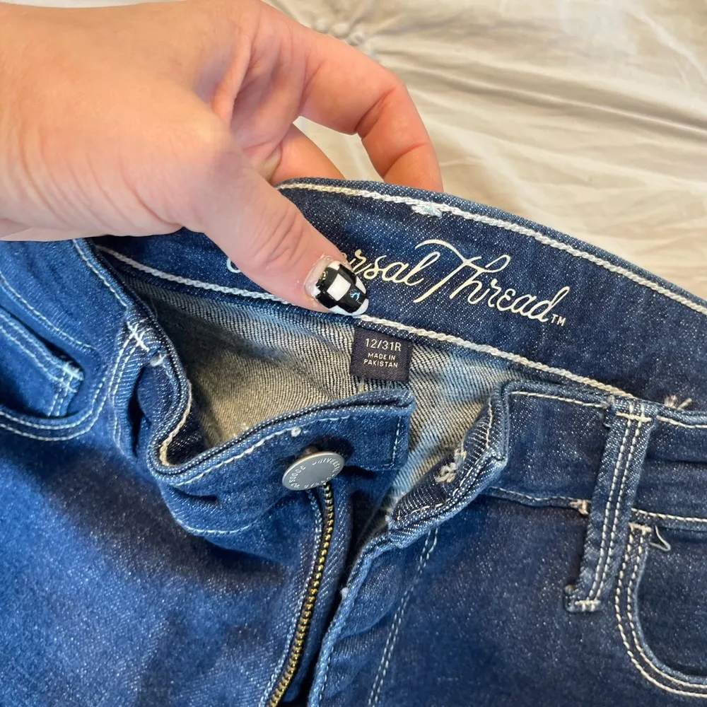 Universal Threads TARGET | denim shorts - Image 4