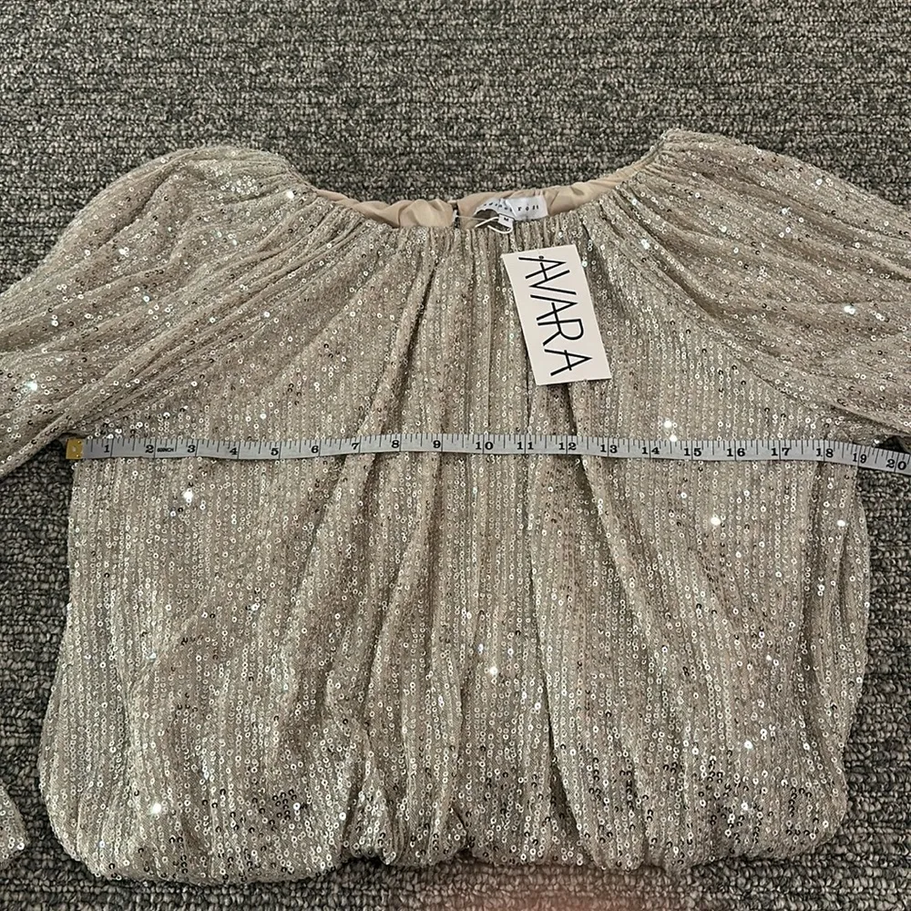 NWT Endless Rose Boutique Sequin Blouson Top Sz M - Image 12