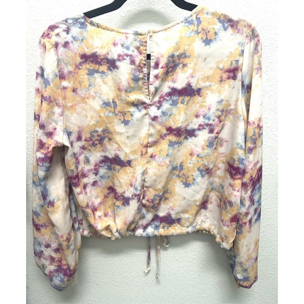 Self Esteem Blouse Size M Multicolor puff sleeves tie bottom - Image 4