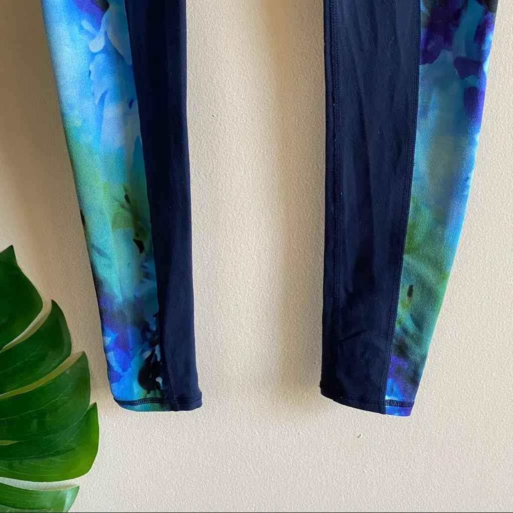 Athleta High Rise Bloom Chaturanga Tights Leggings Navy Floral Side Stripe XS - Image 3