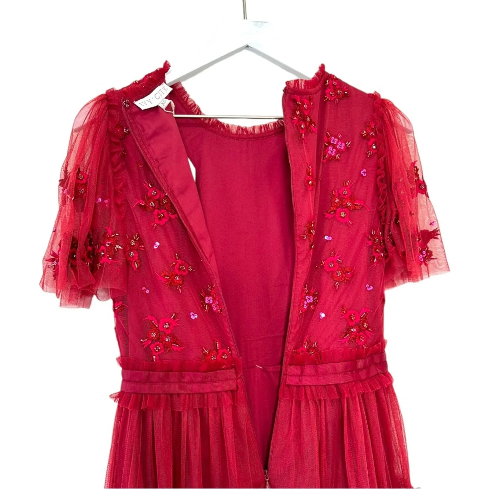 Ivy City Co. Embroidered Tulle Midi Red Floral Beaded Short Sleeve Size XS - Image 12