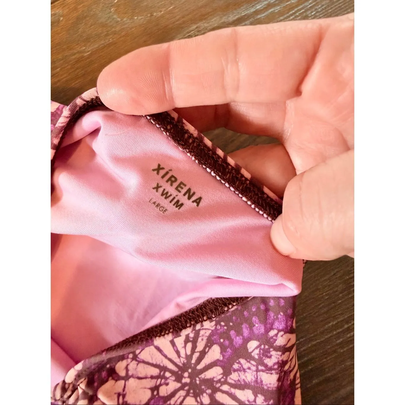 Xirena Analyse Onepiece swimsuit in the Night Blossom print Size Large Purple - Image 2