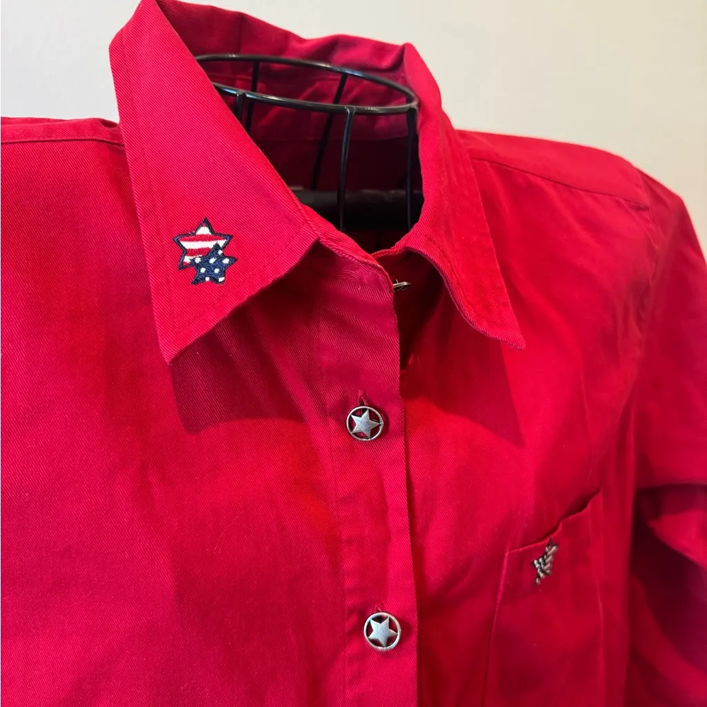 Red Star Patriotic Flag Button Up Woman’s Long Sleeve Collared Top Size Medium - Image 2