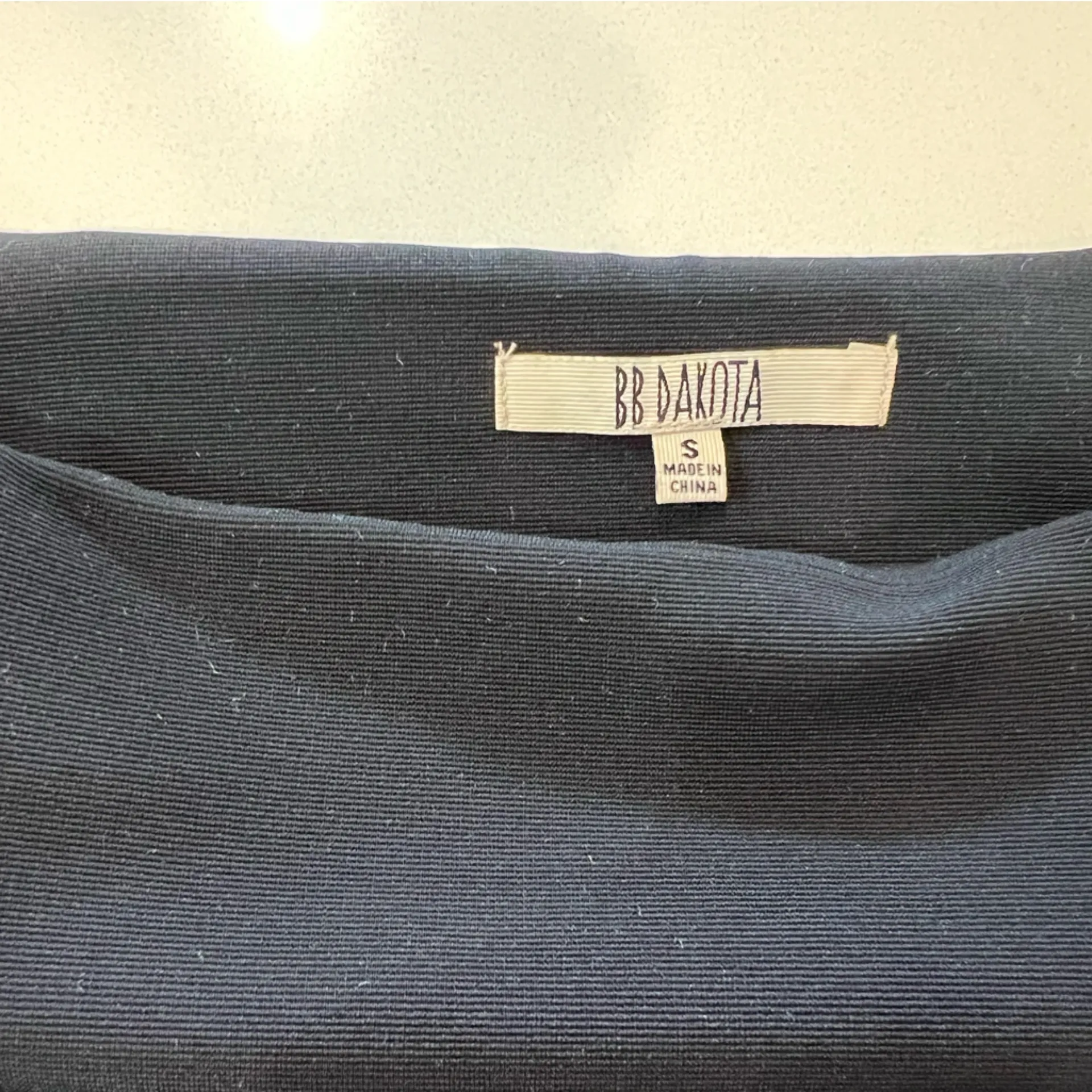 Bb Dakota slim skirt full zip up one side - Image 3