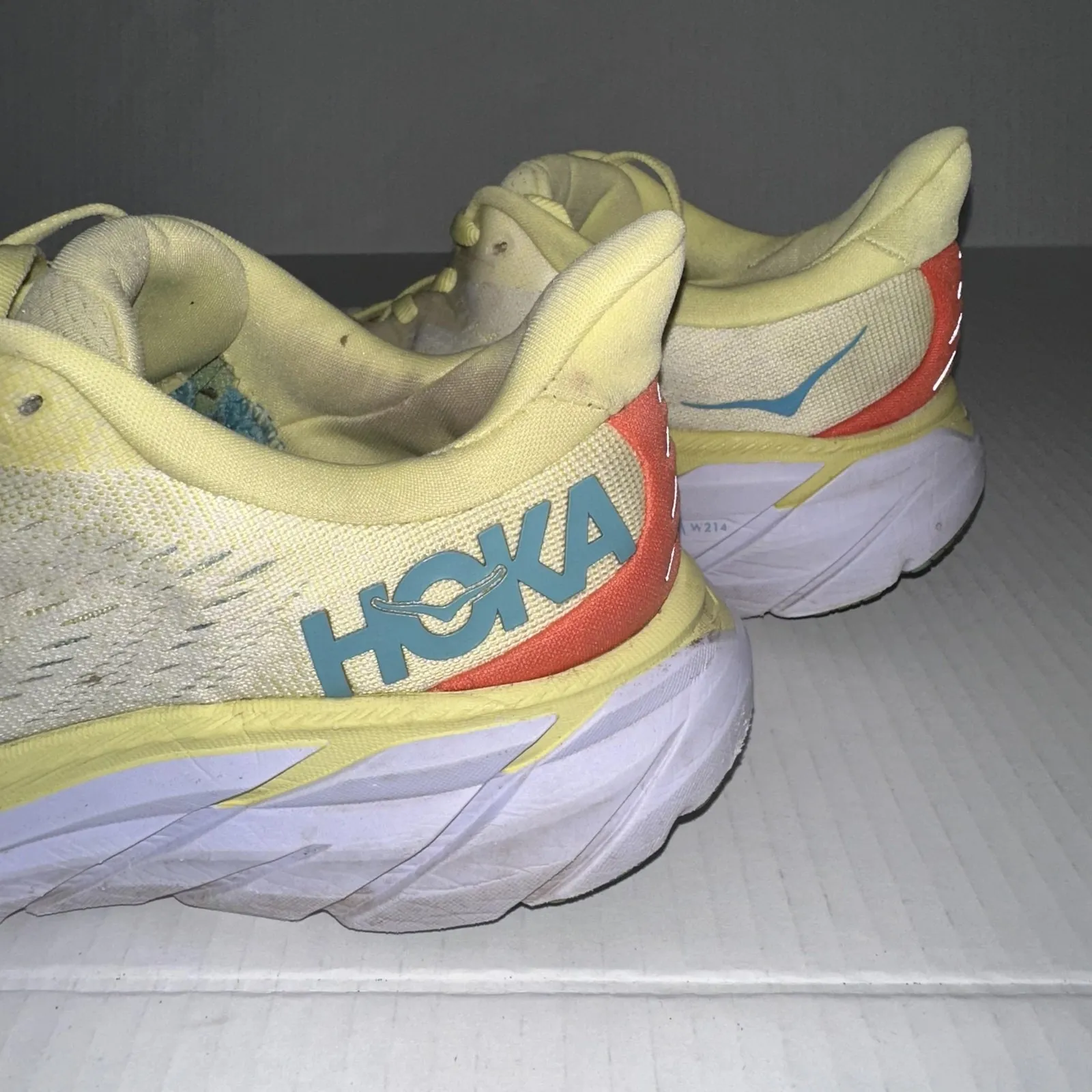 Hoka One One Clifton 8 Running Shoes Womens Size 6 Yellow Orange Green Mesh - Image 8