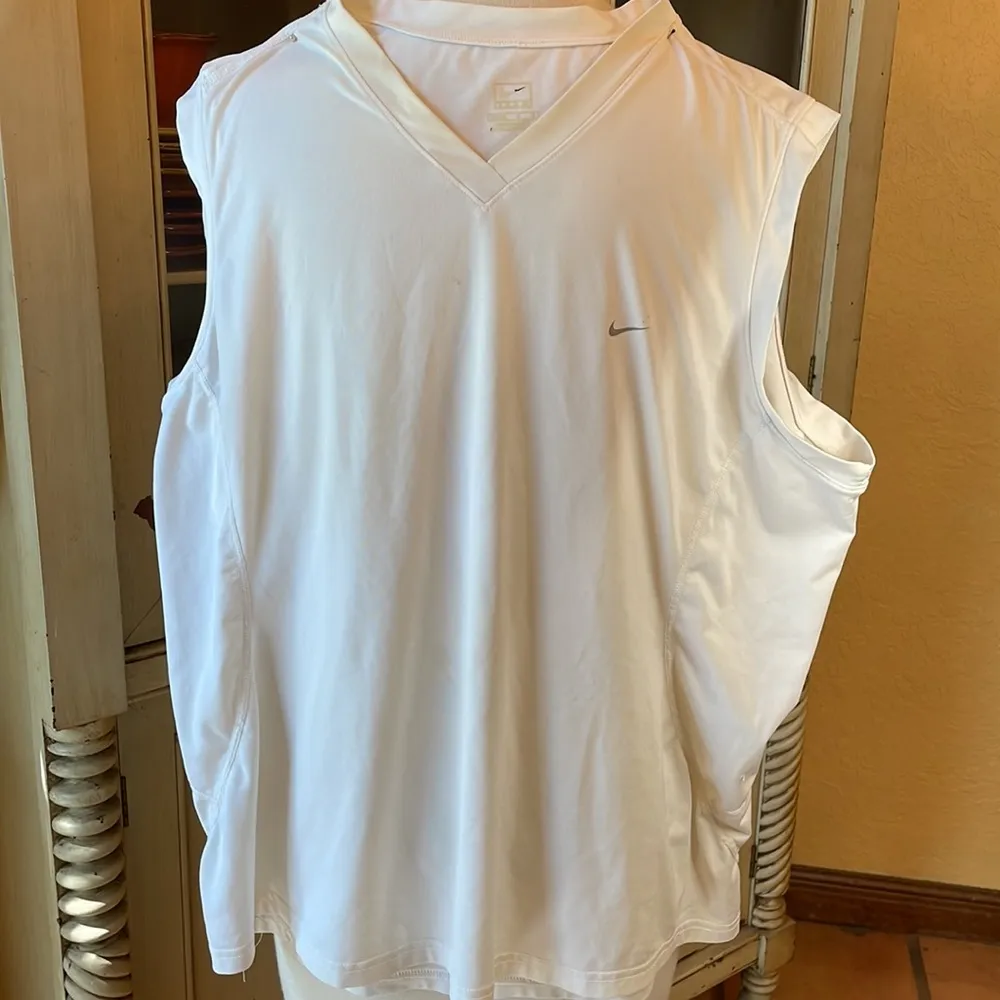 Nike 3 top bundle - Image 7