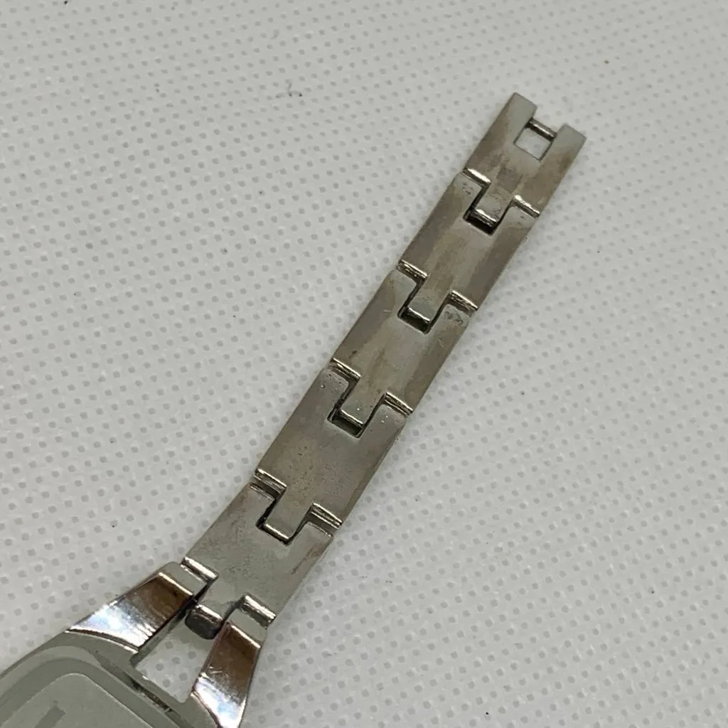 lei women silver tone watch 18mm purple dial quartz analog up to 7” running - Image 7