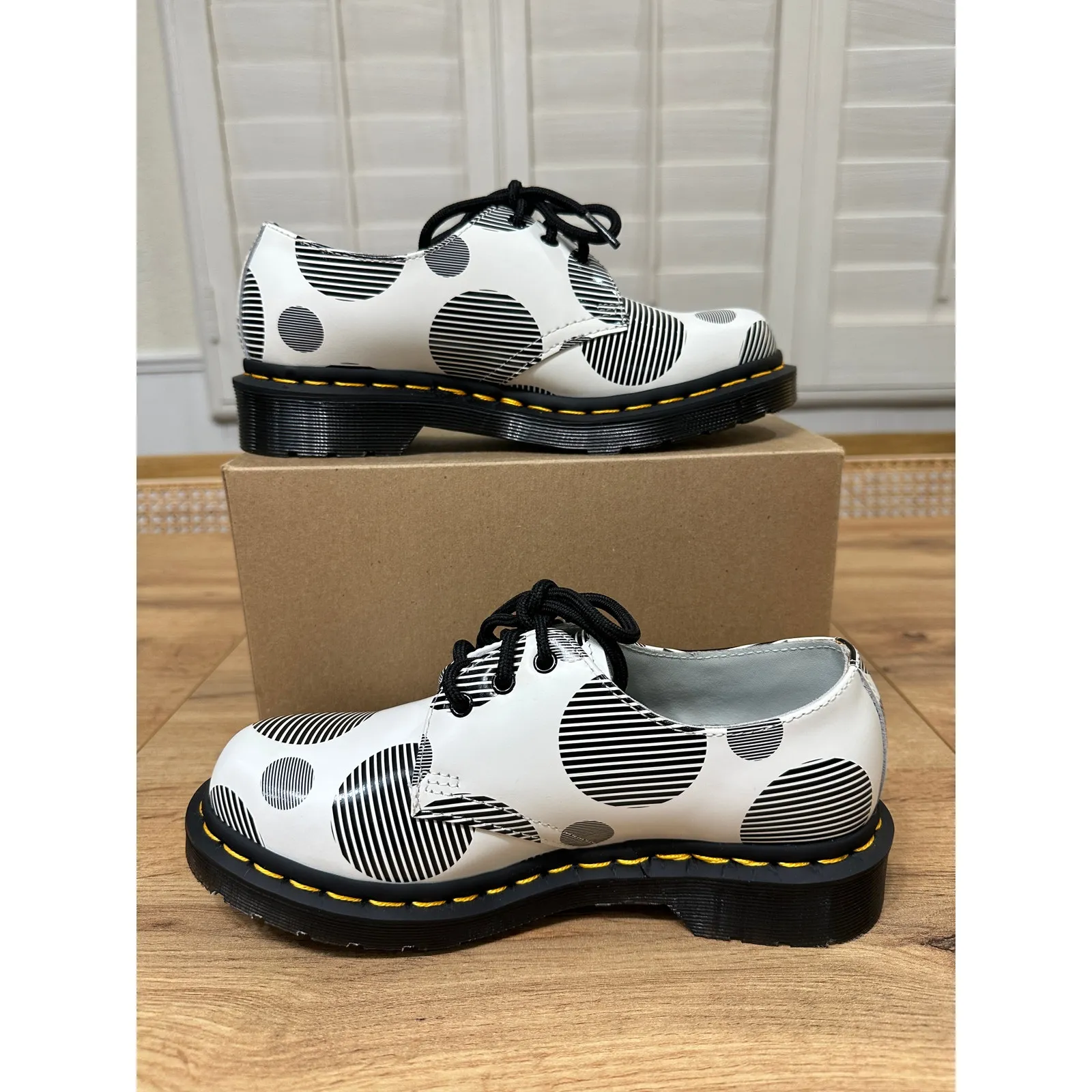 Dr. Martens Docs 1461 Women's Polka Dot Smooth Leather Oxford Shoe 5 Ladies NWOB - Image 9