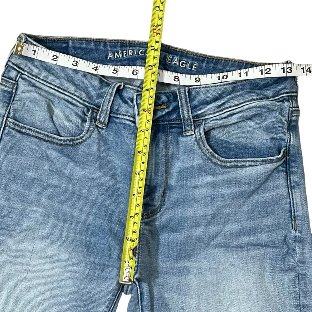 American Eagle Jegging Distressed Raw Hem High Rise - Image 3