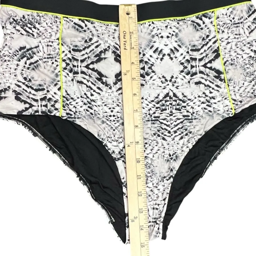 Swimsuits For All Tropiculture Bikini Bottom Women 18 Black Gray Abstract Resort - Image 6