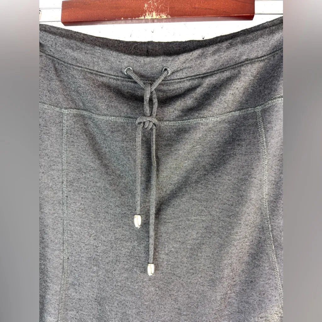 GreenTea XXL Athletic Skort in Gray - Image 3