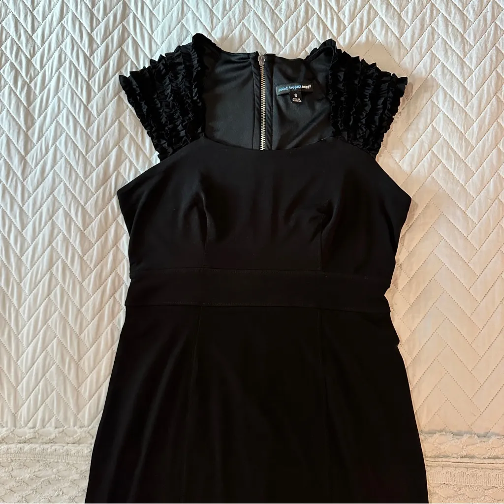 Saint Tropez West Black Ruffle Sleeve Sheath Size 8 Minimalist Quiet Luxury LBD - Image 11