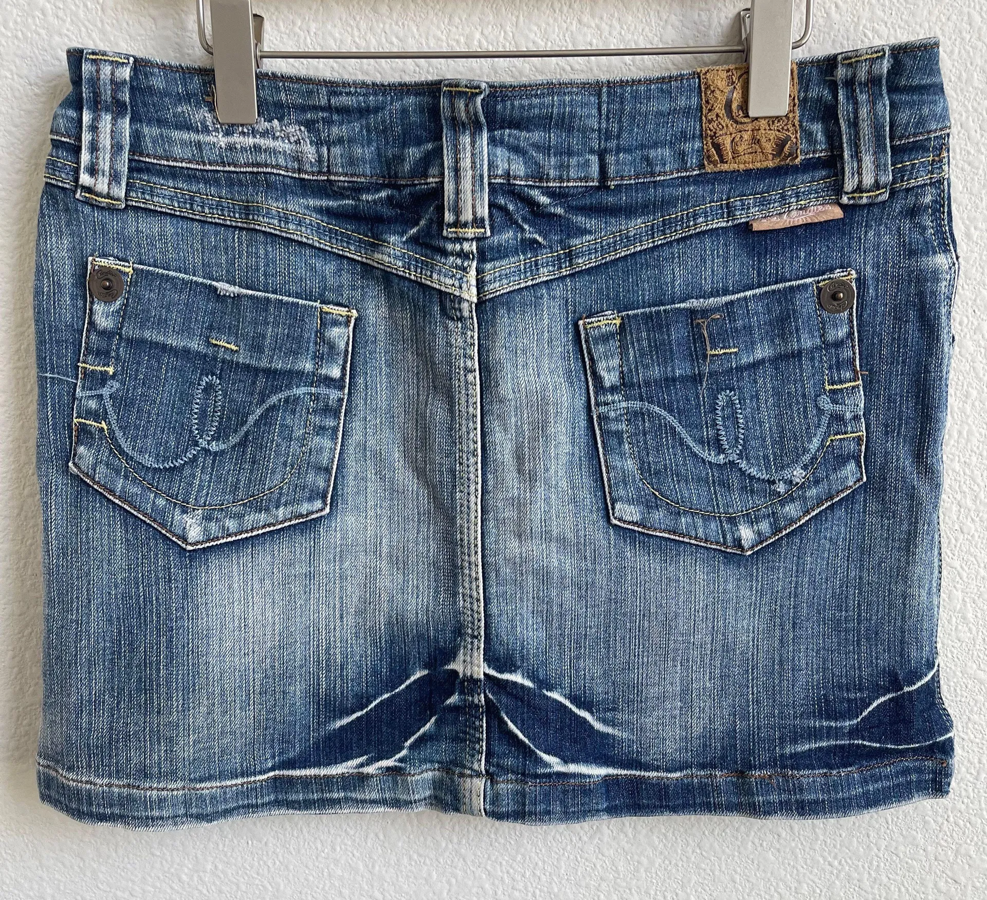 CANDIE’S Vintage Y2K 2000’s Faded Light Wash Denim Summer Mini Skirt - Image 5
