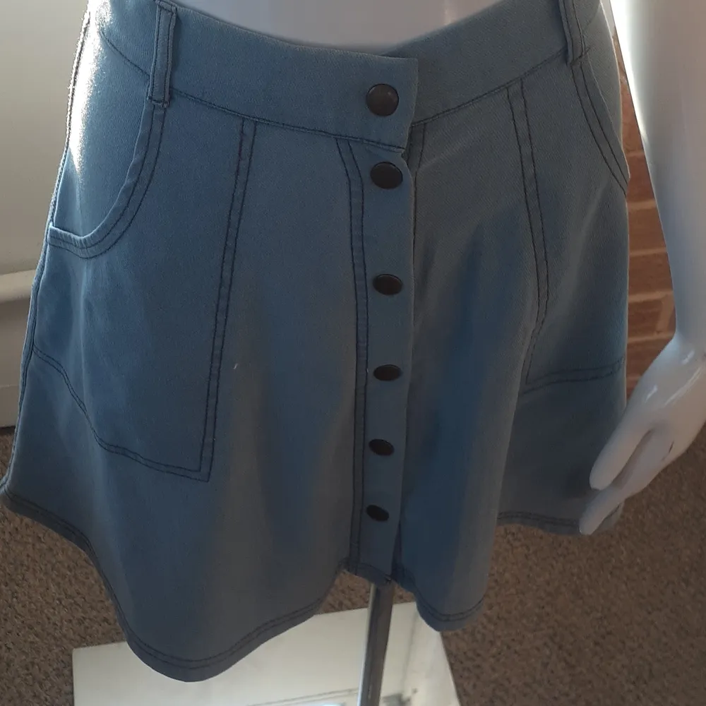 Iris  Skirt SIZE S - Image 2