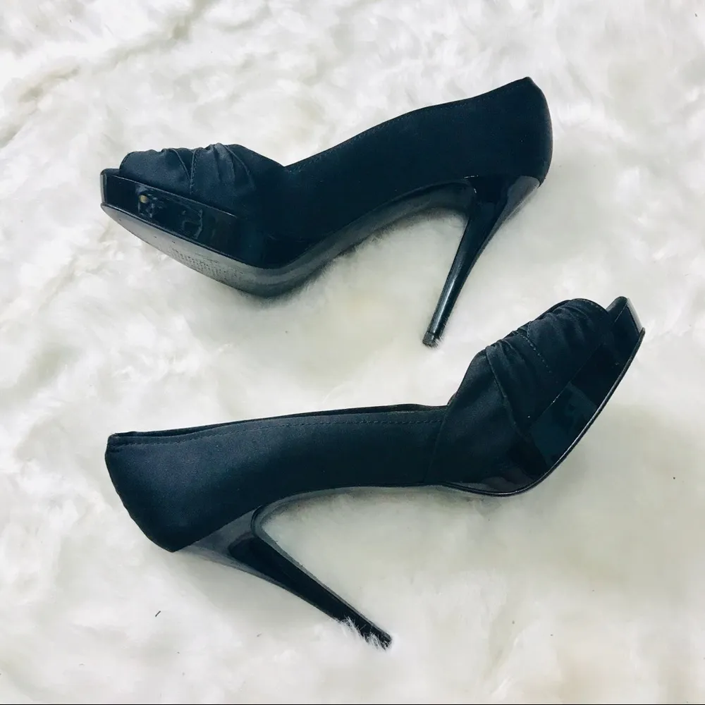 Zara Collection Black Satin Platform Pumps Size 8/ 39 - Image 2