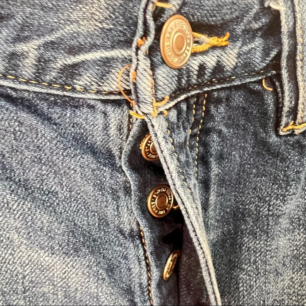 Free People We The Free Distressed Denim Shorts Button Fly Size 27 Feeling Good - Image 7