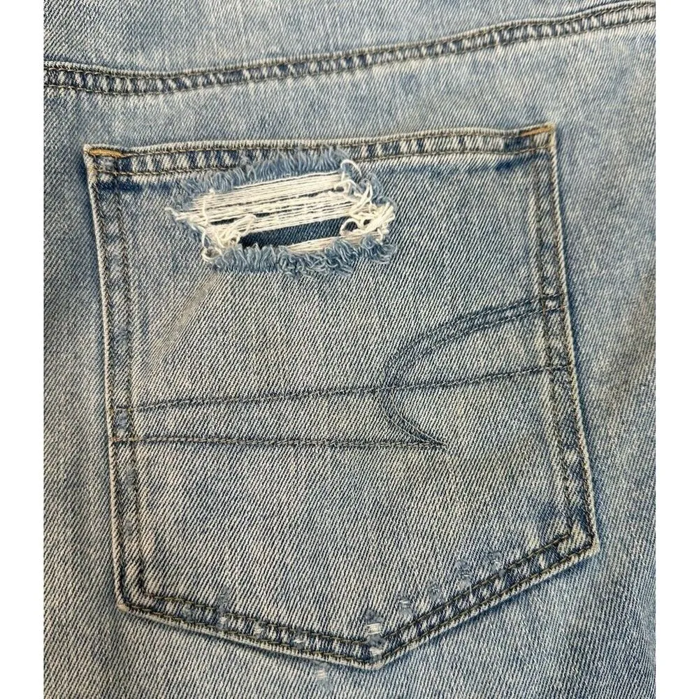 American Eagle Comfort Stretch Waistband Mom Jean Shorts Denim Distressed Sz 16 - Image 8