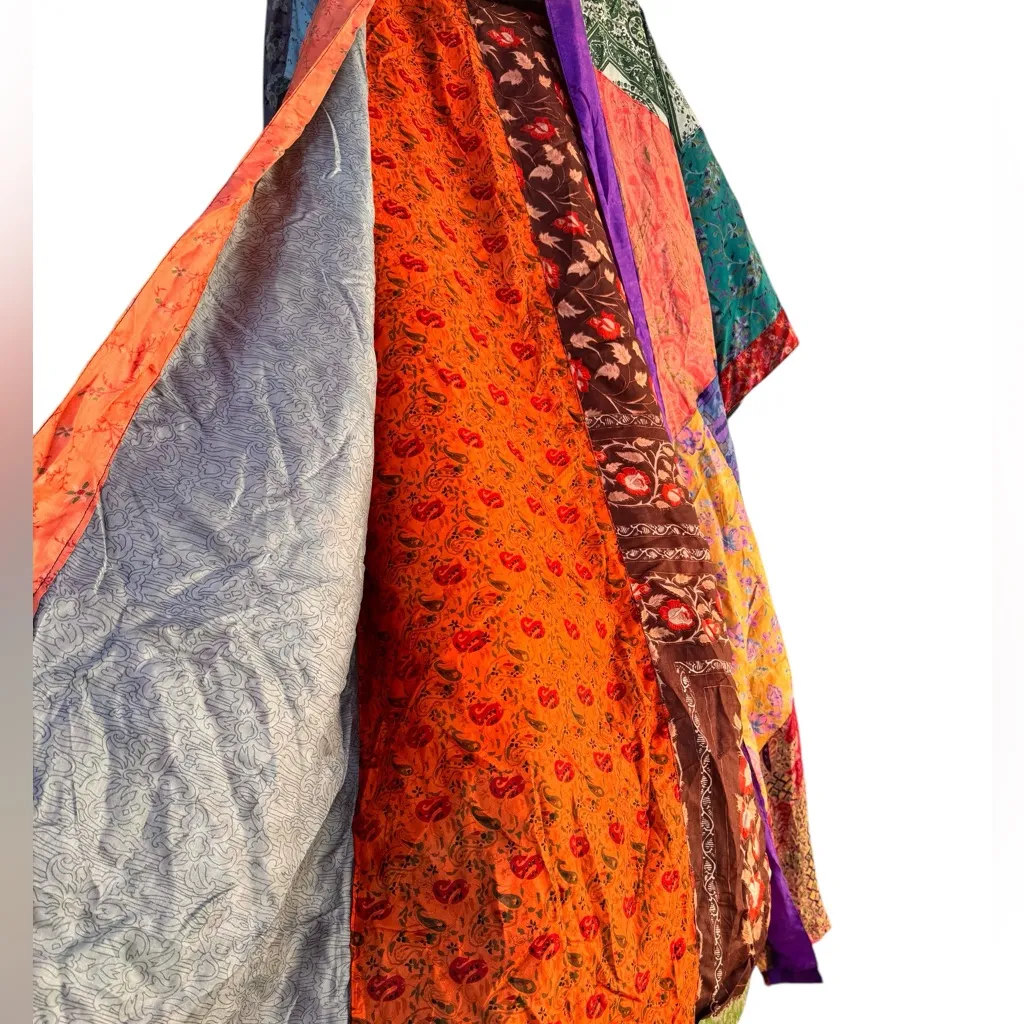 Sacred Threads  100% Silk Patchwork Kimono Duster Robe XL Boho Festival Rare GUC - Image 7