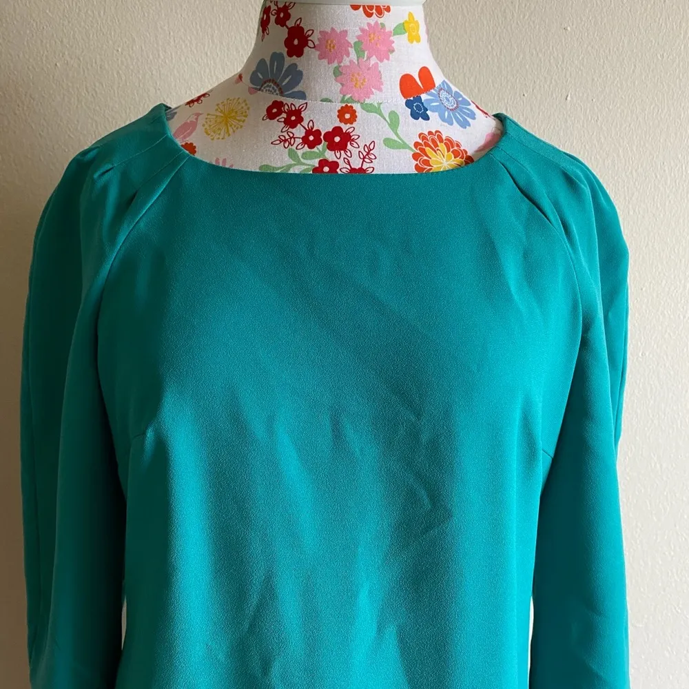 Seafoam Shift Dress Size 6 - Image 2