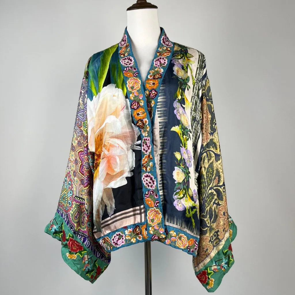 Johnny Was $650 NWOT  Reversible Embroidered Silk Kimono Jacket Multi Size M - Image 3