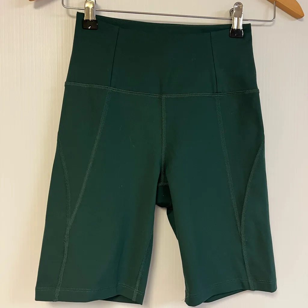 Girlfriend Collective Compressive High-Rise Bike Shorts – Moss Green Size XS - Image 3