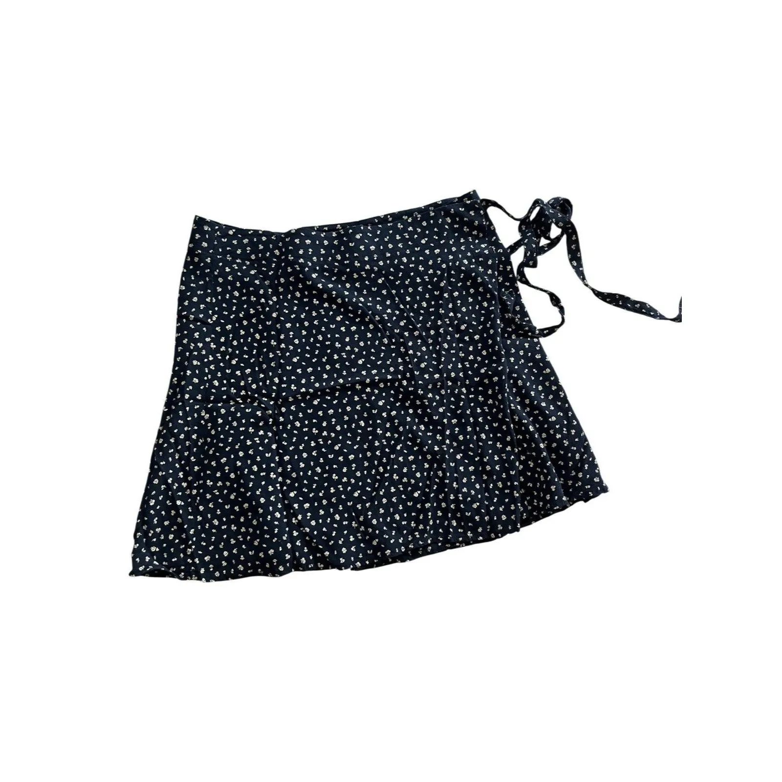 Brandy Melville Genevieve Wrap Skirt Navy Floral Made In Italy One Size - Image 2