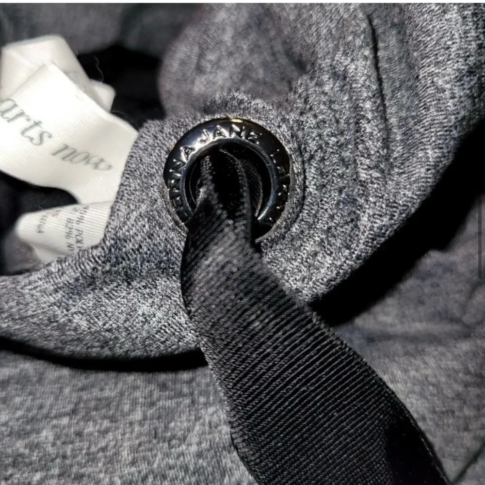 Lorna Jane long sleeve - Image 2