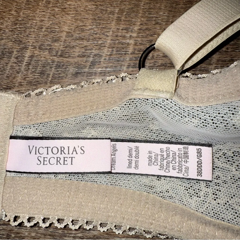 Victoria’s Secret Dream Angel Champagne Lace Bra Size 38DDD/38F - Image 5
