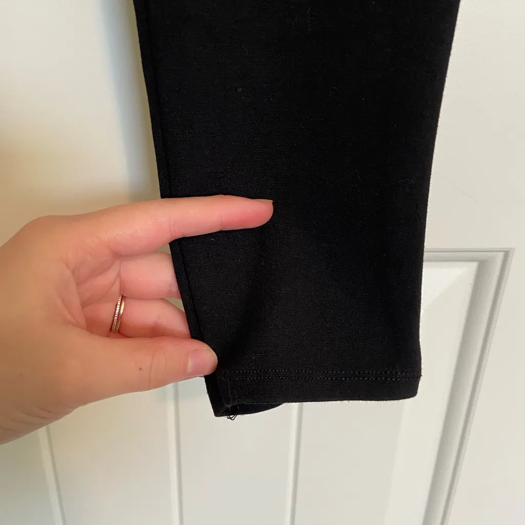 NWOT Jones‎ New York women’s solid black cotton wide waistband crop leggings M - Image 4