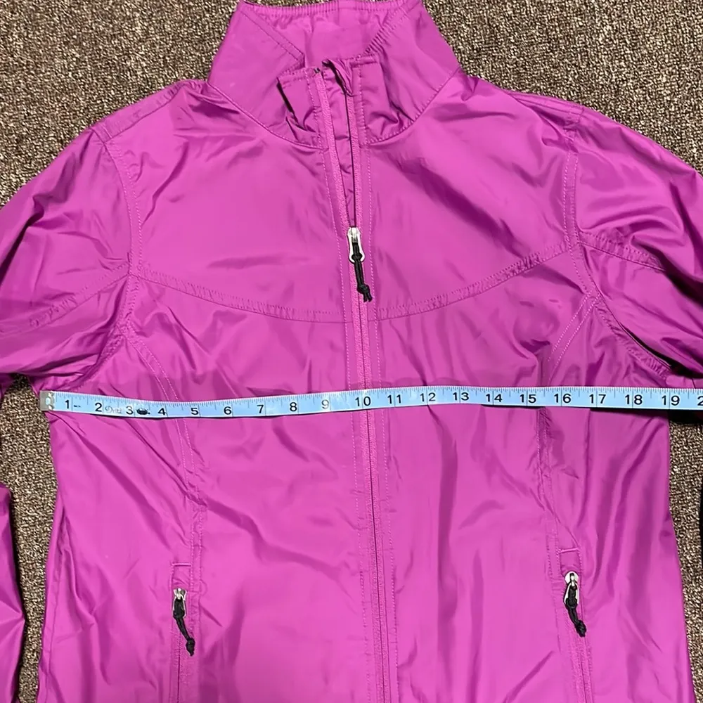 LLBean Women’s Full Zip Rain Jacket/Windbreaker Sz XS - Image 6