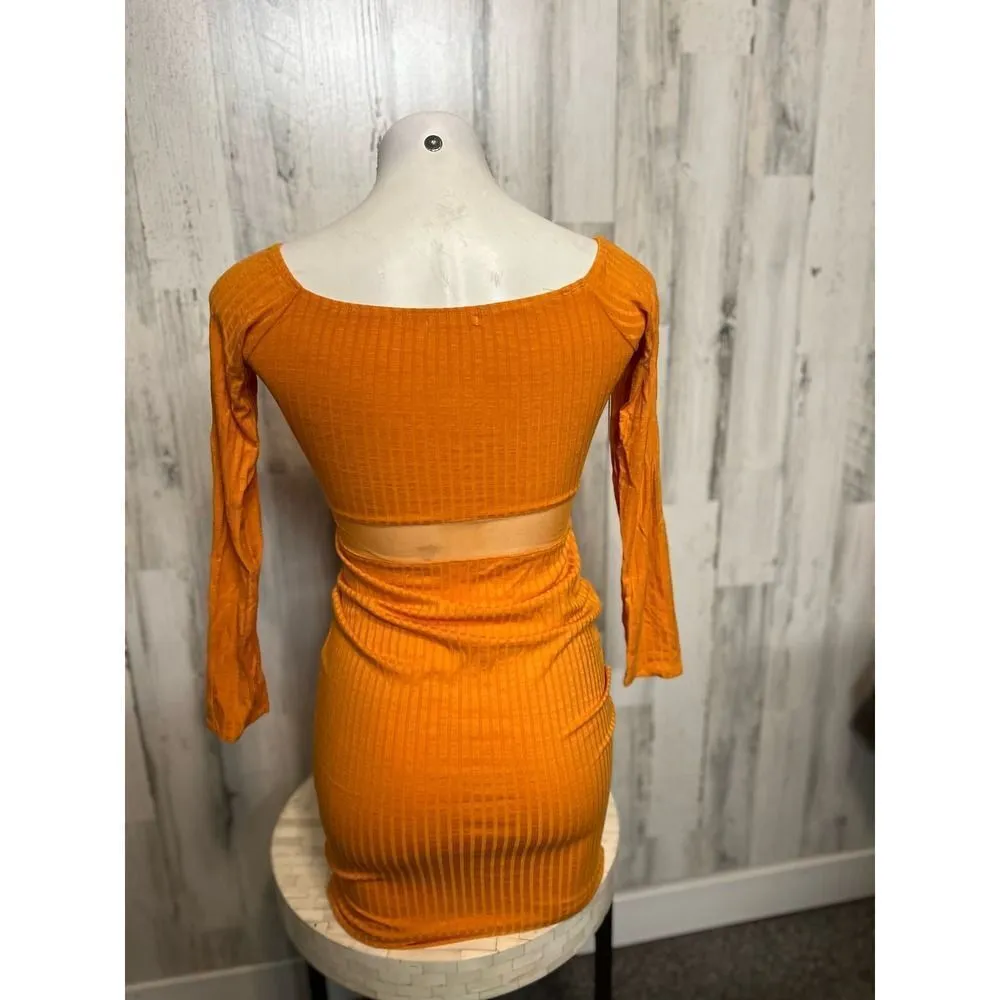 Heart & Hips  Orange mini dress size small - Image 3