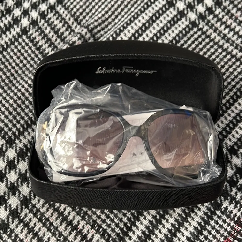 Salvatore Ferragamo 65mm Burgundy Oversized Sunglasses - Image 2