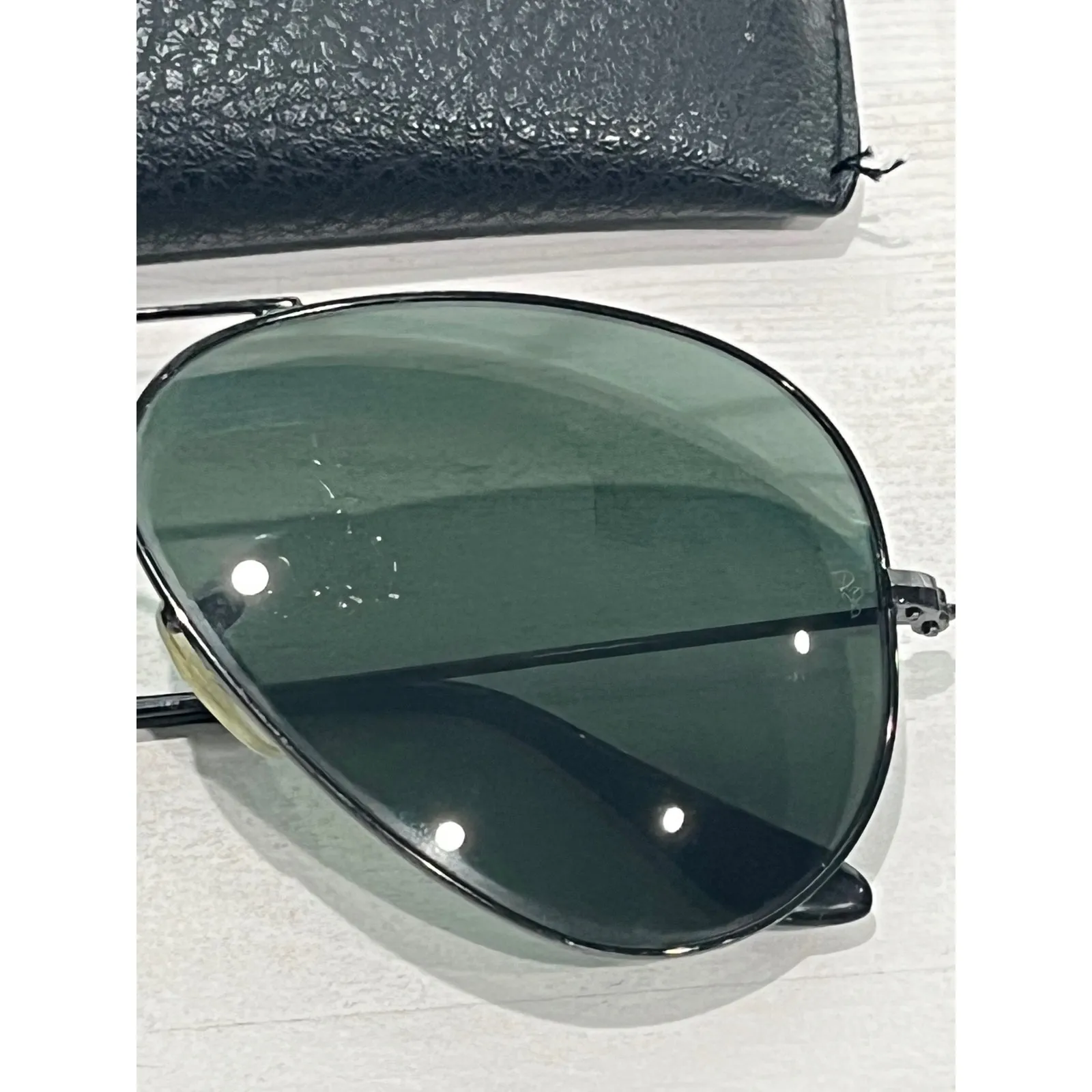 Ray Ban RB3025‎ Aviator Large Metal Sunglasses Black Frame - Image 3