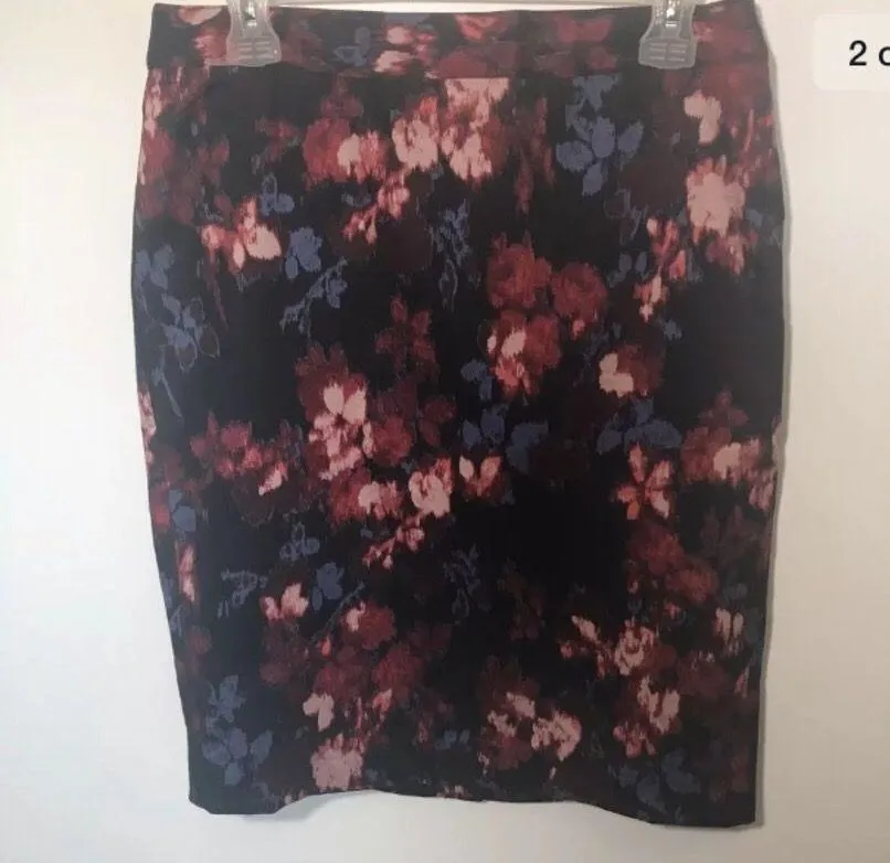 Van Heusen NWT Van Heiden Watercolor Pencil Skirt - Image 2