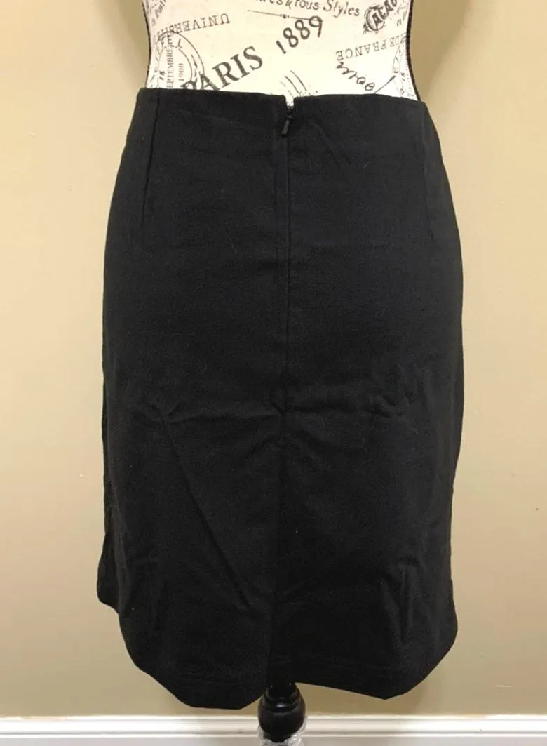 Black A-Line Skirt W/Pocket Size 6 - Image 5