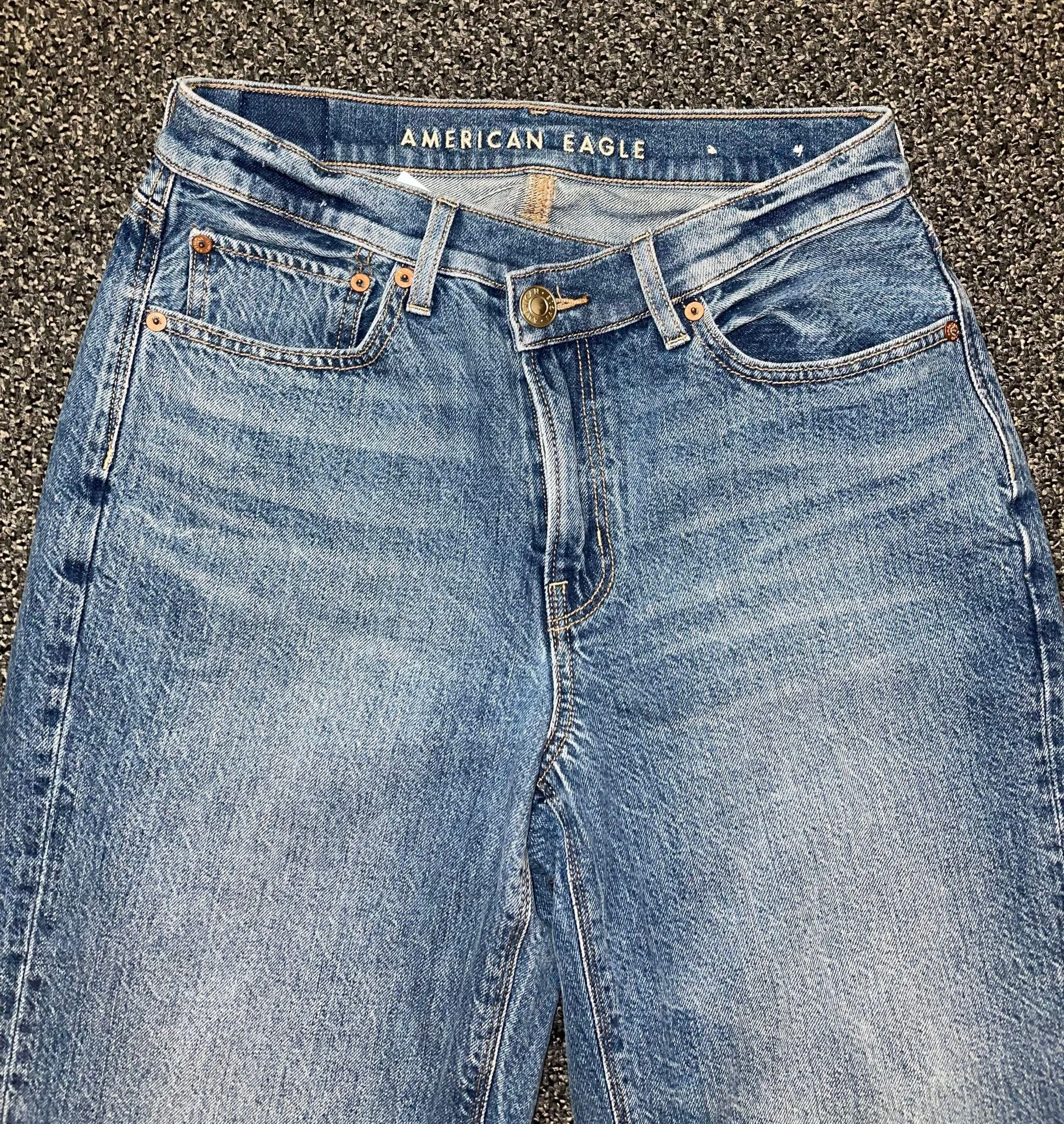 American Eagle  Crossover Jeans - Image 3
