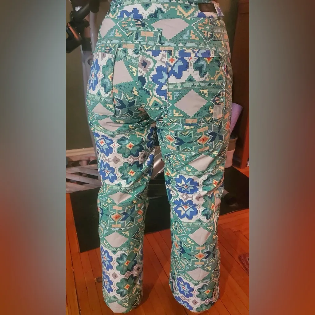NWT Free People Movement Bunny Slope ski/snowboard pants in size small Green - Image 4