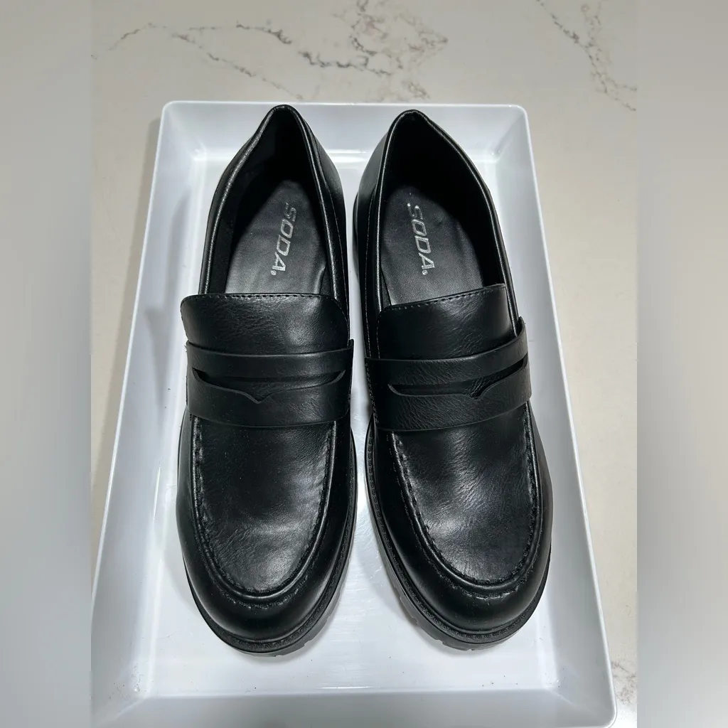 NEW Soda “HENDER” Round Toe Low Heel Lug Sole Platform Penny Loafer Shoe 10 - Image 6