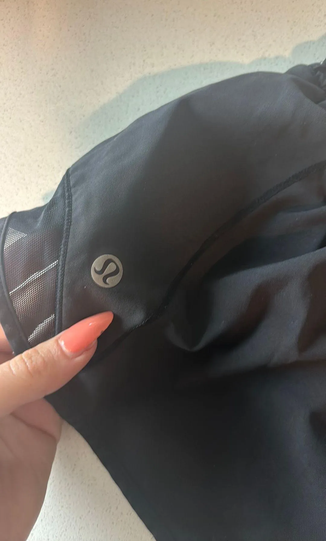 Hotty Hot Short 2.5” black low rise size 8 - Image 4