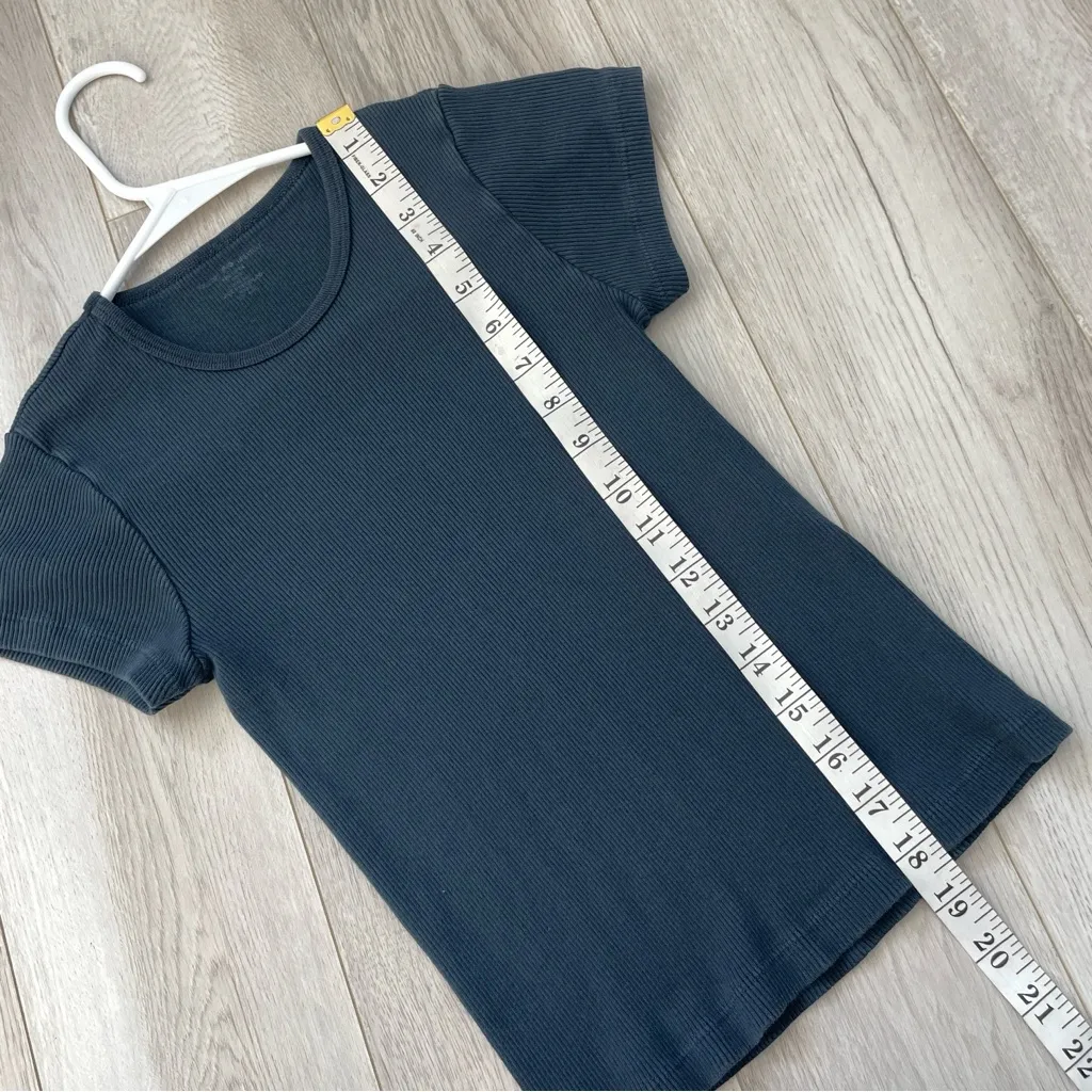 Brandy Melville Tshirt crew ribbed knit womens Navy Blue (one size) casual - Image 5