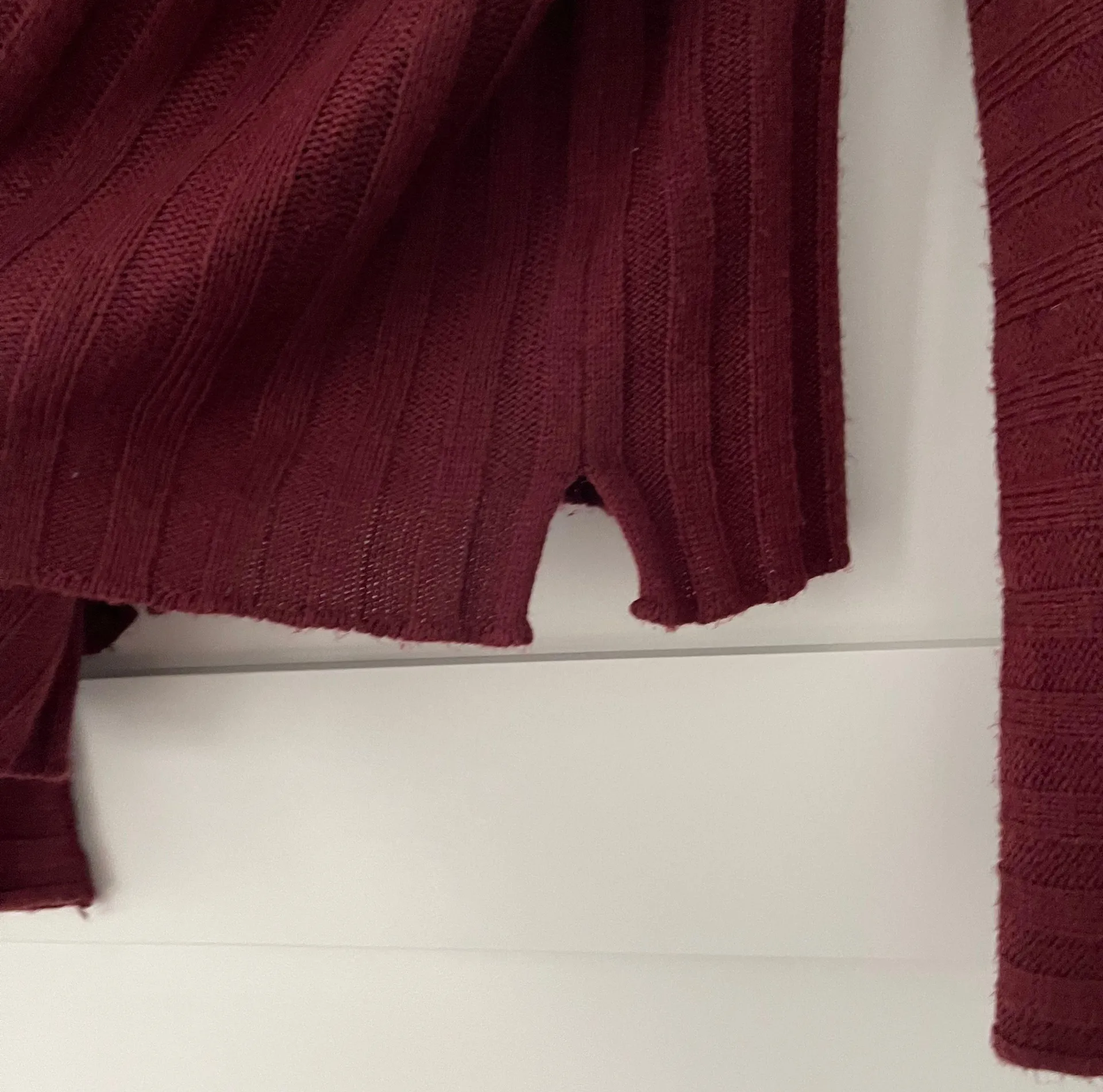. Maroon Flare Sleeve Sweater - Image 10