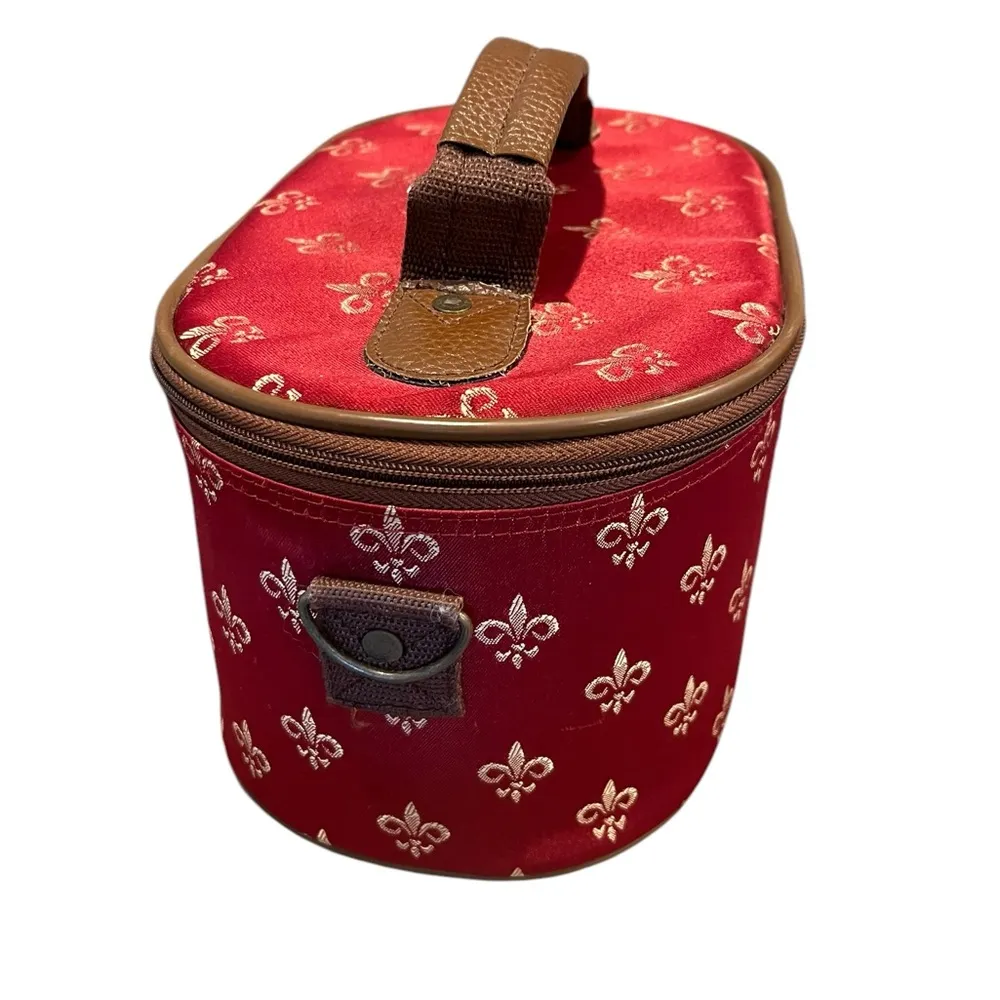 Red Fleur De Lis Cosmetic Toiletries Train Case Travel Bag - Image 6