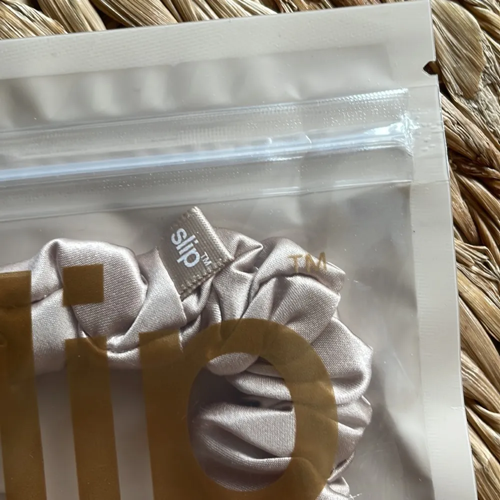 NEW Silk 100% pure silk midi scrunchie in caramel Pink - Image 4